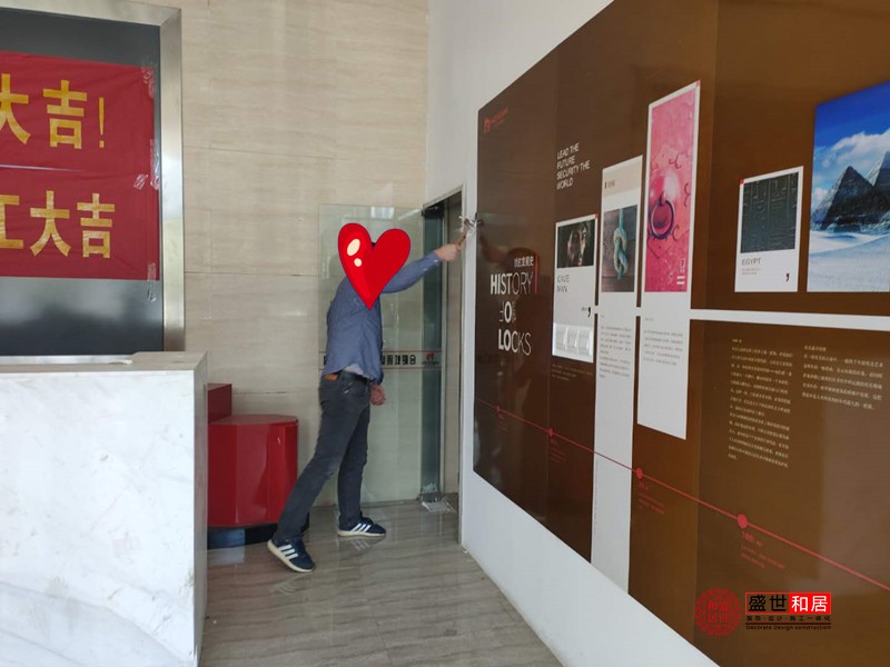 展廳裝修開工現(xiàn)場照片 展廳裝修開工現(xiàn)場照片