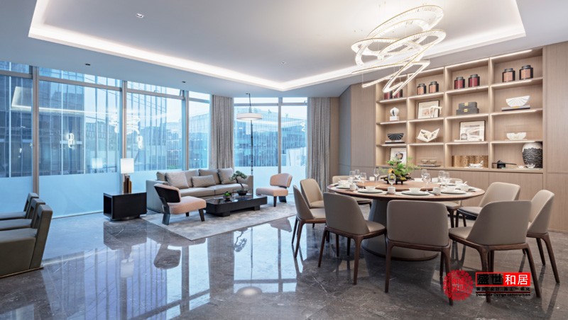 260平米辦公室裝修:實現(xiàn)功能與美學的完美融合 260平米辦公室裝修:實現(xiàn)功能與美學的完美融合